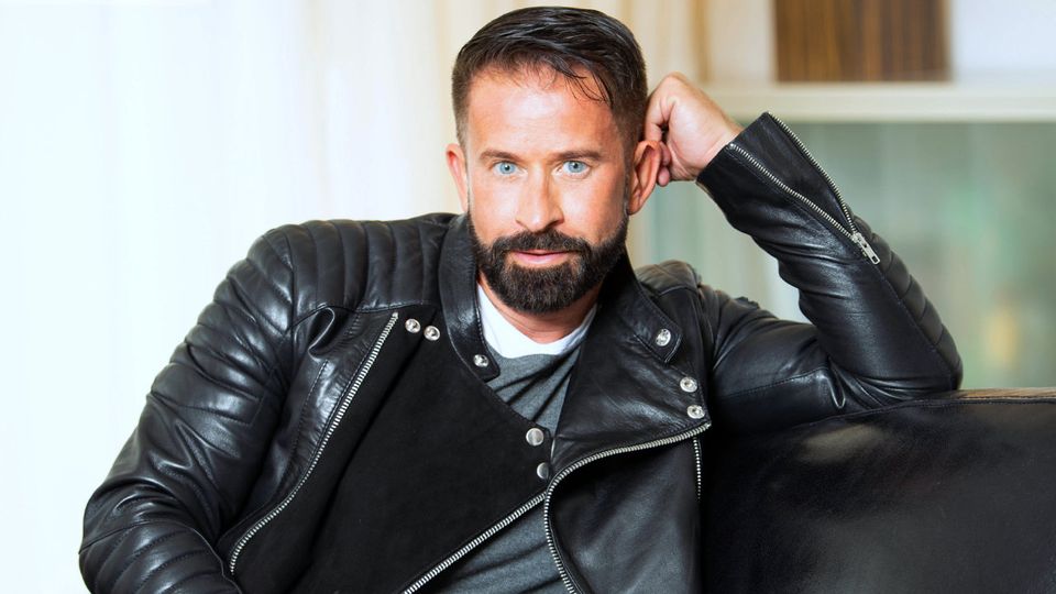 Wir von Lieblingsschlager wünschen Leonard Schenker alles Gute zum Geburtstag. Er wird heute 59 Jahre alt. Gratuliert Ihm gerne hier.🎉