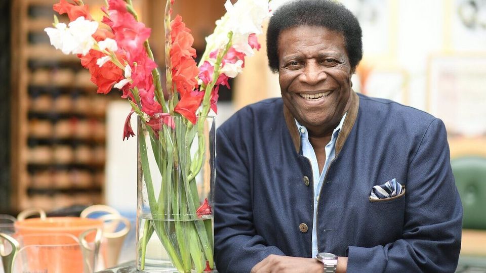 Wir von Lieblingsschlager wünschen Roberto Blanco alles Gute zum Geburtstag. Er wird heute 86 Jahre alt. Gratuliert Ihm gerne hier.🎉