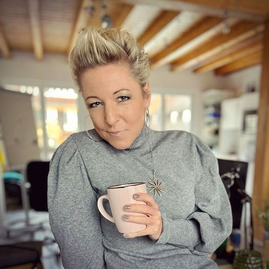 Alexandra Hofmann Eine Künstlerin, die ihre Fans wahrhaft schätzt