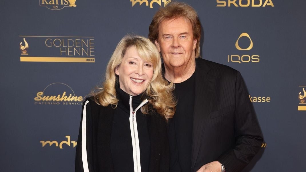 Ein schönes und erlebnisreiches Wochenende wünscht euch Howard Carpendale und seine Frau Donnice.😃