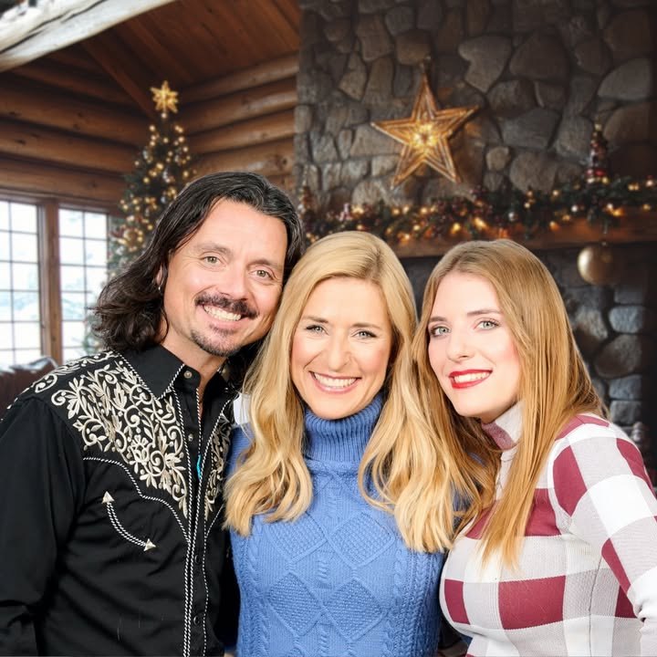Ein Fest der Herzen – Stefanie Hertel, Lanny Lanner und Johanna Mross bringen Weihnachtszauber auf die Live-Bühne