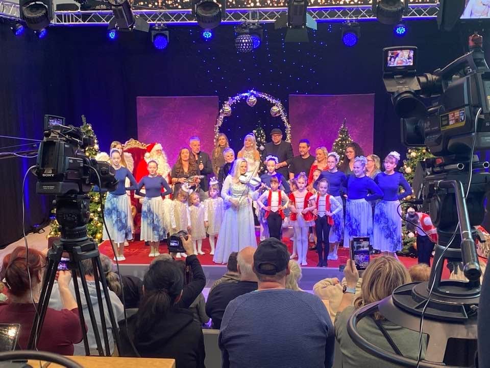 🎥✨ "Zwischen Frühstück und Gänsebraten" – das Kultformat kehrt zurück! 🎄📺