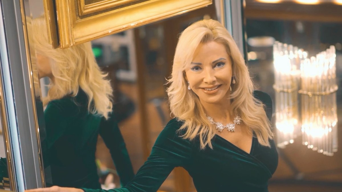 🎄✨ Wir wünschen euch mit diesem wunderschönen Video von Marianne Cathomen besinnliche und frohe Weihnachtstage! 🎶💙 Ihr Song Blue Christmas b…