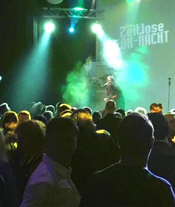 RIESEN STIMMUNG BEI DER ZEITLOSEN FOXNACHT