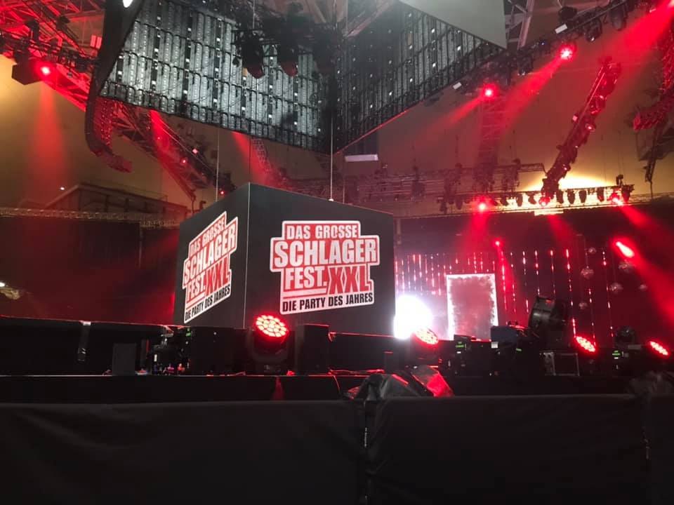 Wir grüßen Euch von der Schlagerfest.XXL-Tour aus München 😃