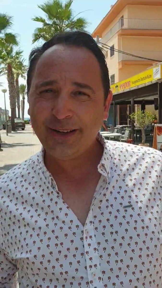 Wie wir es Euch letzte Woche versprochen haben, melden wir uns von der Insel Mallorca. Der Sänger Danny Buller hat hier ein neues Musikvideo…