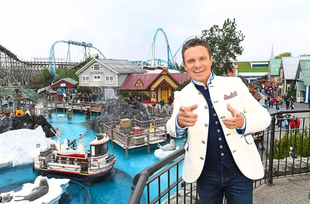 Welche Musiksendung schaltet Ihr zur Saison am Sonntag meistens ein? "ZDF Fernsehgarten" oder "Immer wieder Sonntags"? Schreibt es uns in di…