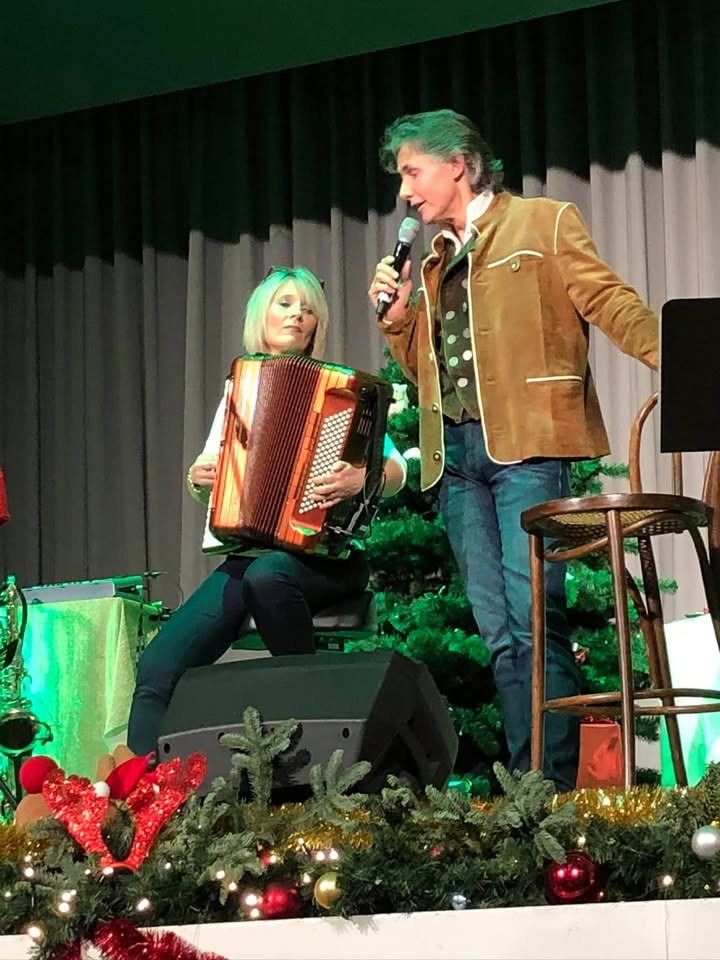 *Singende und klingende Weihnacht*