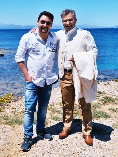 Für einen Tag auf Mallorca. Der beliebte Schlagerstar Markus Wolfahrt, fliegt mit Videofilmer Denny Schönemann auf die Insel im Mittelmeer u…