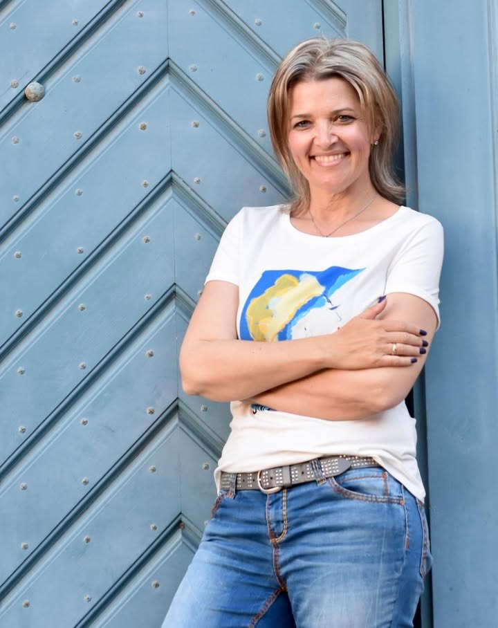 Über den Rand des Verstands schießt NADIN MEYPO mit ihrer neuen Single "ICH WILL DIESEN TANZ MIT DIR". Die junge und sympathische Künstlerin…