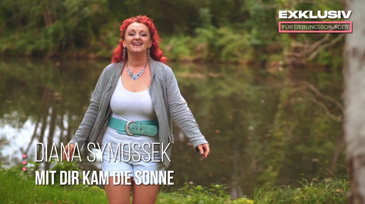 Mit 15 Jahren spielte Diana Symossek mit der Band "Collage" fast jedes Wochenende auf Veranstaltungen. Ab 2004 ging es dann auf mehrere Tour…