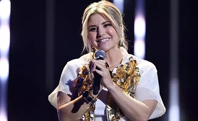 Fan überrascht Beatrice Egli mit besonderer Aktion.