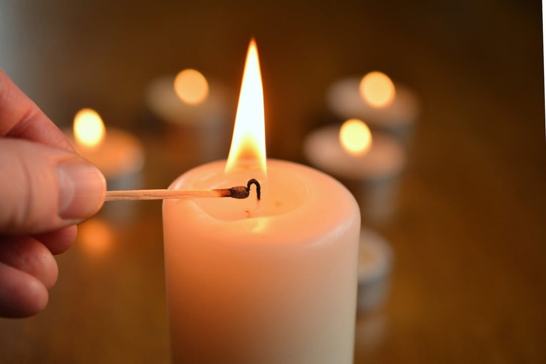 Das Lieblingsschlager Team wünscht Euch allen einen schönen ersten Advent.