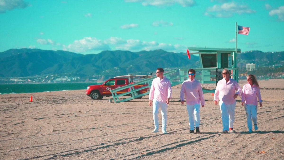 🎶🌴 Erste Hörprobe der brandneuen Single von UFB - der Schweizer Family Band! 🌊🎶