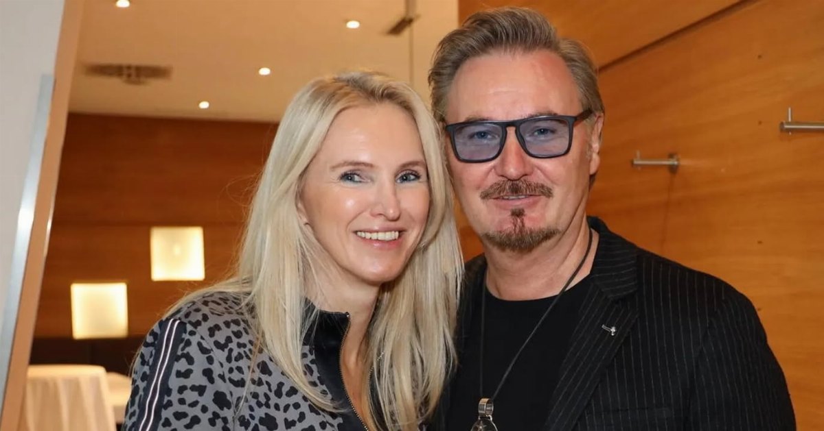Einen tolle und erfolgreiche Woche wünscht euch Nik P. und seine Frau Karin.😃
