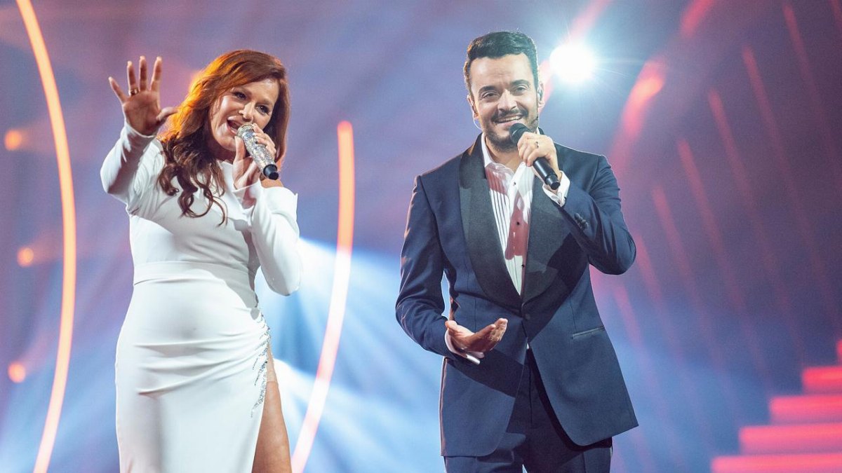 Lustige Situation in der "Giovanni Zarrella Show" zwischen Giovanni Zarrella und Andrea Berg