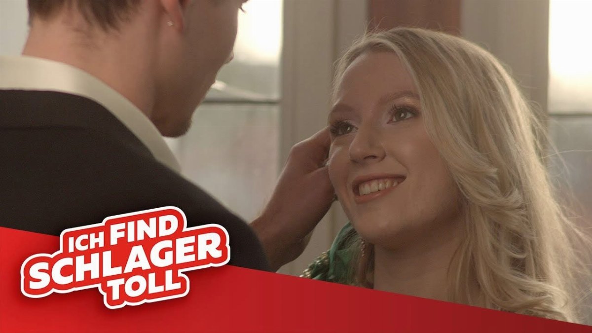 Hier seht ihr das aktuelle Video von Marie Winter mit "Müsste ich küssen" Die Gewinnerin des Lieblingsschlager Award 2023 - Viel Spaß beim r…